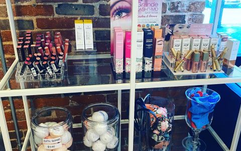 Glow Makeup & Beauty Bar - Beauty & Health - Philadelphia, PA - WeddingWire