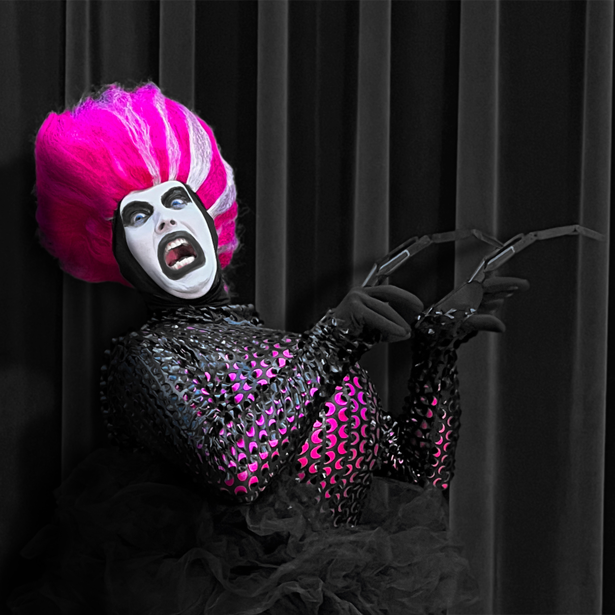 Perfect%20beasts Mimi 1x1