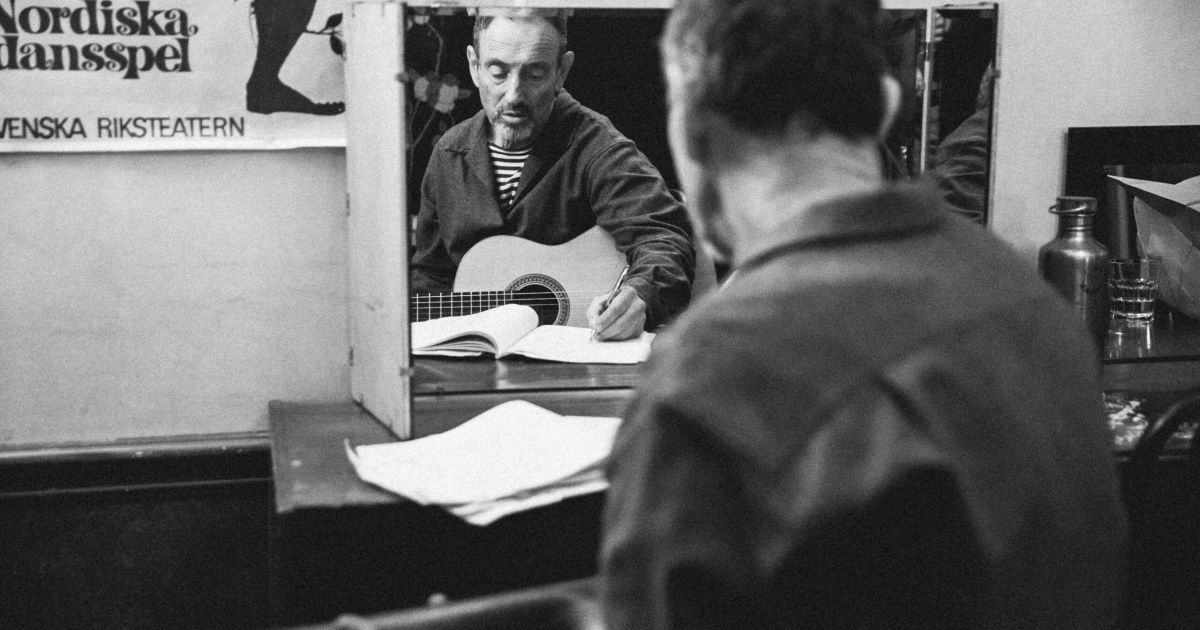 LIVE! ON STAGE JONATHAN RICHMAN featuring TOMMY LARKINS on the drums