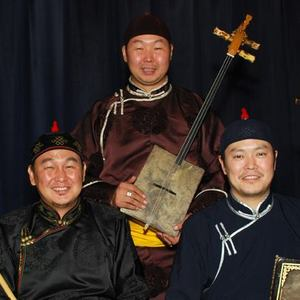 24DlQ5S18kqBwyrBMe KYQ.large