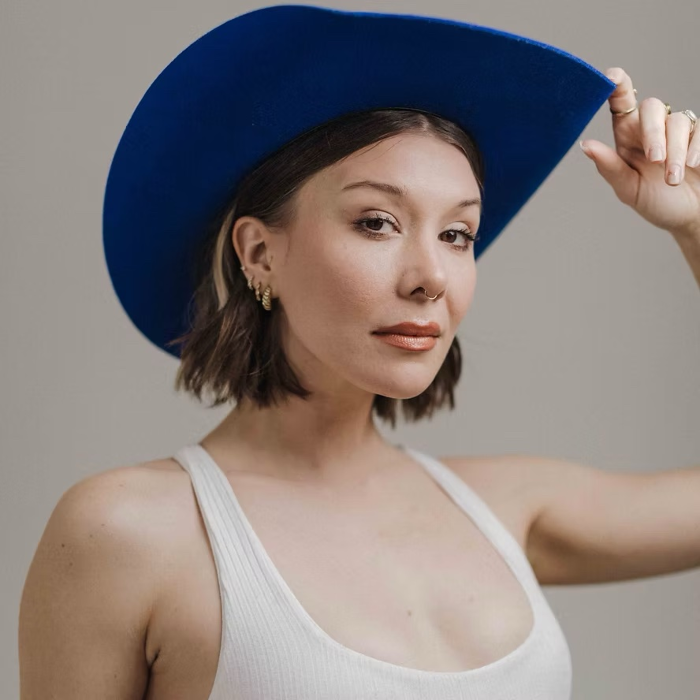 VeA34nFrtk C0gmEFxb7hA.large